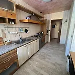 Apartament Ideale Per Due Famiglie. Comodo A Centro E Piste