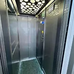 Apartament Ideale Per Due Famiglie. Comodo A Centro E Piste *