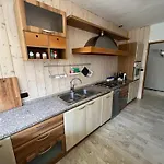 Ideale Per Due Famiglie. Comodo A Centro E Piste Apartament