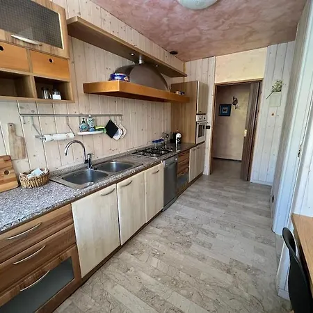 Διαμέρισμα Ideale Per Due Famiglie. Comodo A Centro E Piste